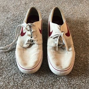 Nike Janoski’s